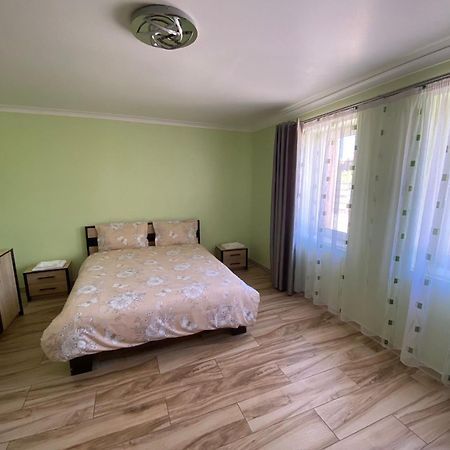 Transilvania Rent Hunedoara Zewnętrze zdjęcie